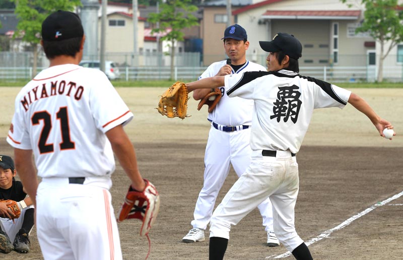 2011年 宮城県美里町「南郷グラウンド」にて野球教室（2）